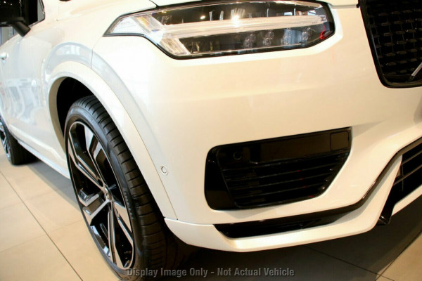 2024 MY25 Volvo XC90 L Series Ultra T8 Plug-In Hybrid SUV Image 2