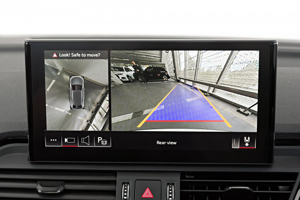 2022 Audi Q5 FY 40 TDI S Line SUV image 11