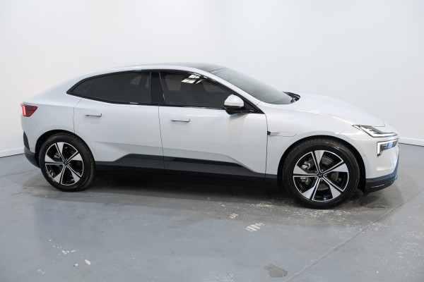 2024 Polestar 4 Long range Single motor Coupe Image 7