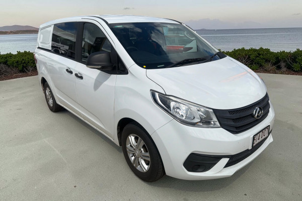 2021 LDV G10 SV7C + Van Image 1