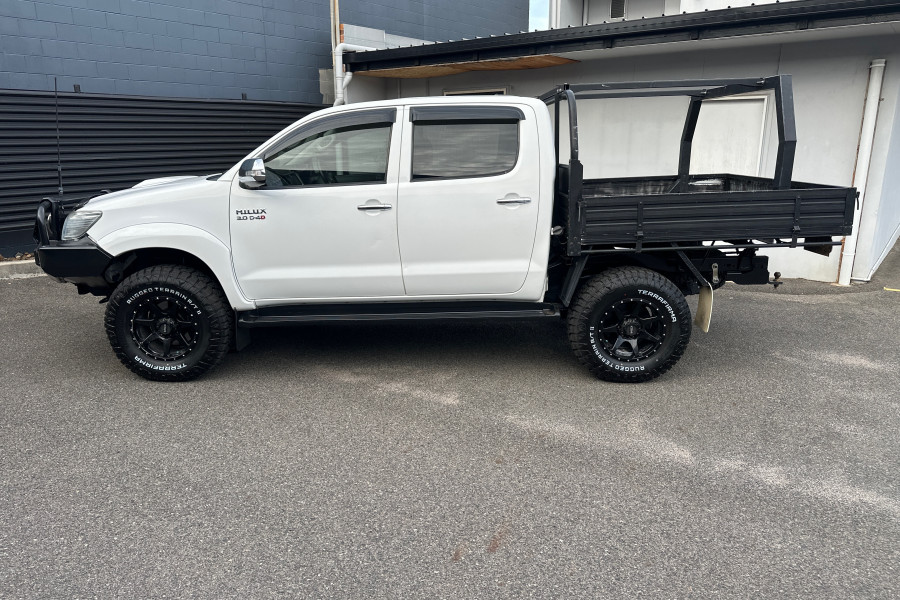 2013 MY14 Toyota HiLux SR5 Double Cab Pickup Image 9
