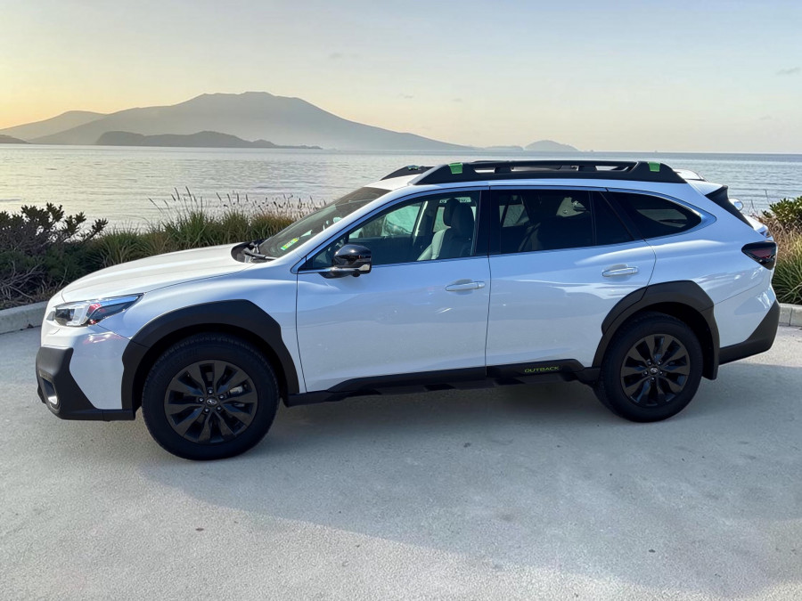 2025 Subaru Outback 6GEN AWD Sport XT SUV Image 7
