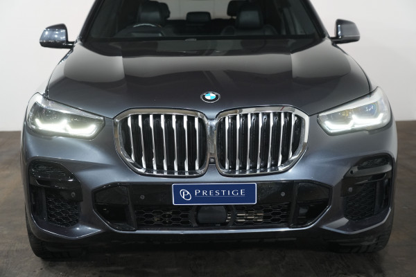 2022 BMW X5 xDrive30d SUV Image 3
