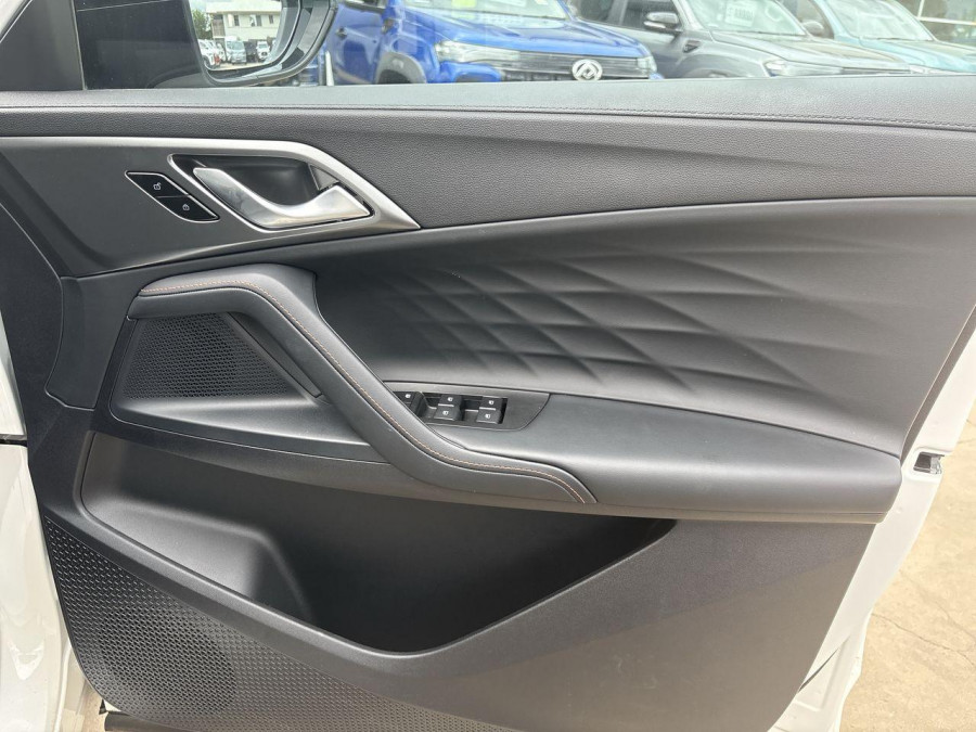2025 MG HS AS33H Essence Hybrid+ SUV Image 16