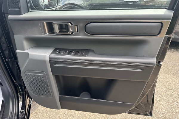 2025 MY26 Kia Tasman TK SX Ute Image 6