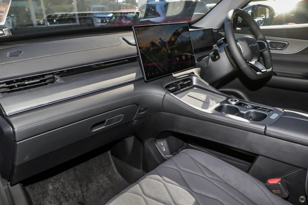 2026 Chery Tiggo 8 T31 Super Hybrid Ultimate SUV Image 5