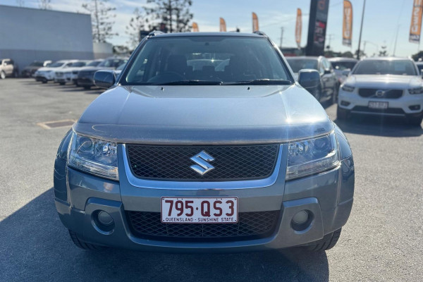 2005 Suzuki Grand Vitara JB  SUV Image 3