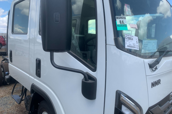 2026 Isuzu  NNR 45-150 DT C34 Cab Chassis Image 2