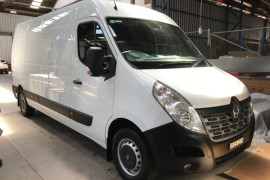 2017 Renault Master Van X62 Long Wheelbase Van