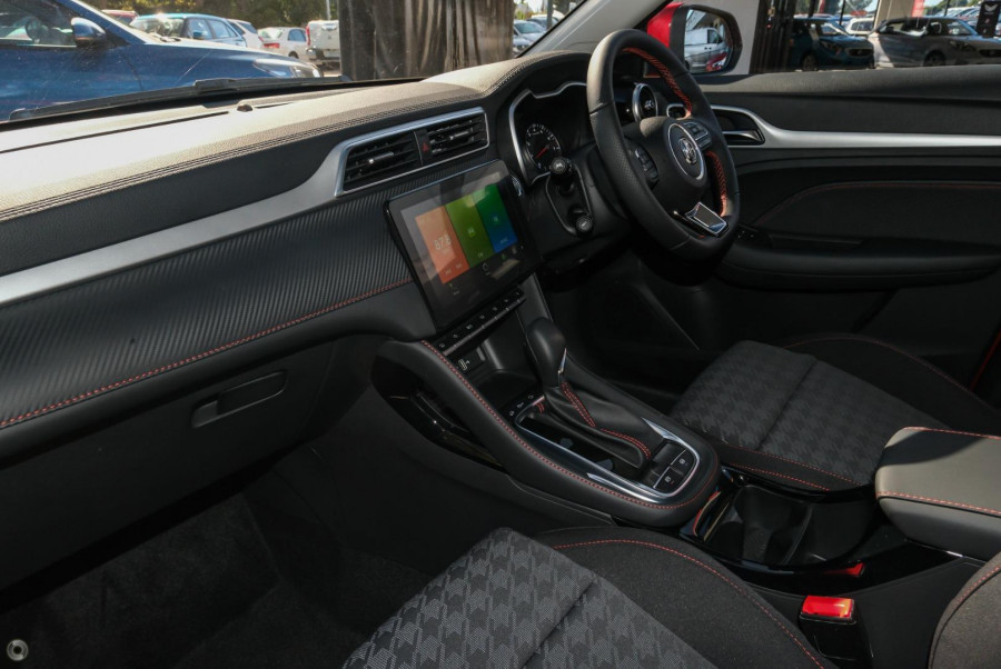 2024 MG ZST S13 Core SUV Image 13
