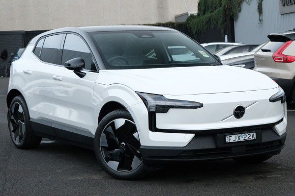 2024 Volvo EX30  Single Motor Extended Range Ultra SUV