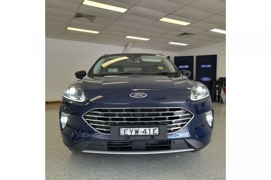 2022 Ford Escape ZH  SUV Image 2