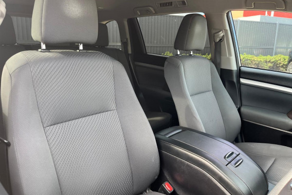 2017 Toyota Kluger GSU55R GX SUV Image 11