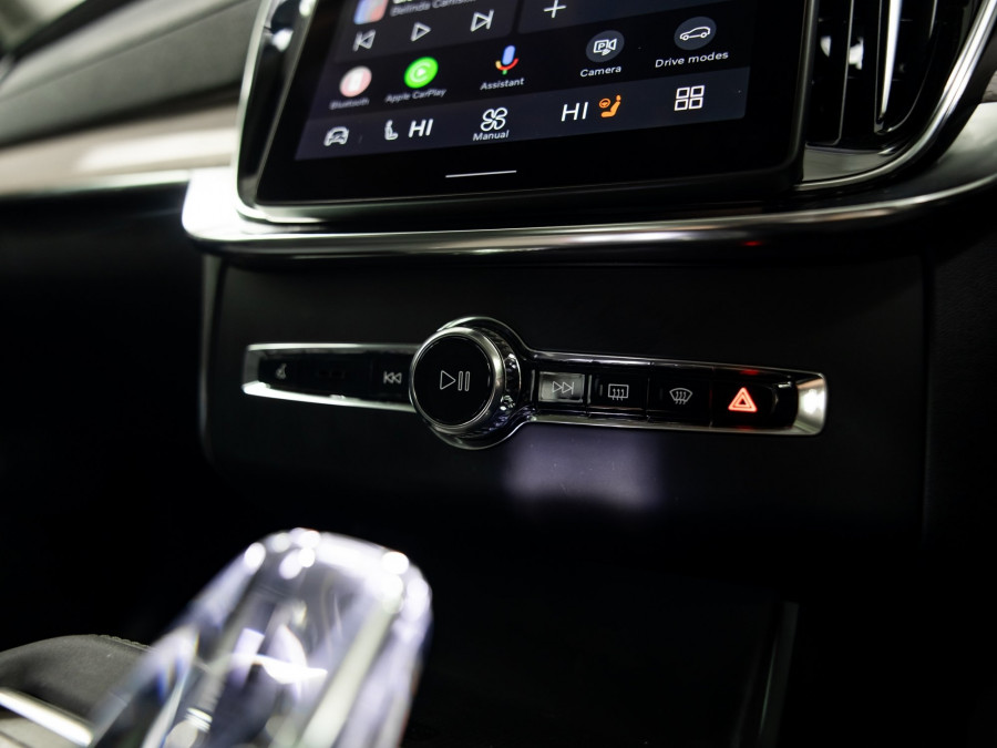 2025 Volvo XC90 L Series Ultra B5 Bright SUV Image 14