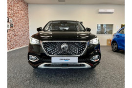 2025 MG HS Essence Plug-In Hybrid SUV