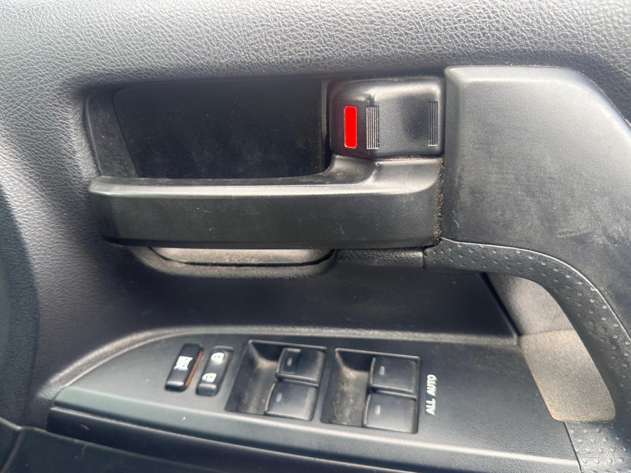2011 MY10 Toyota LandCruiser VDJ200R GXL SUV Image 17