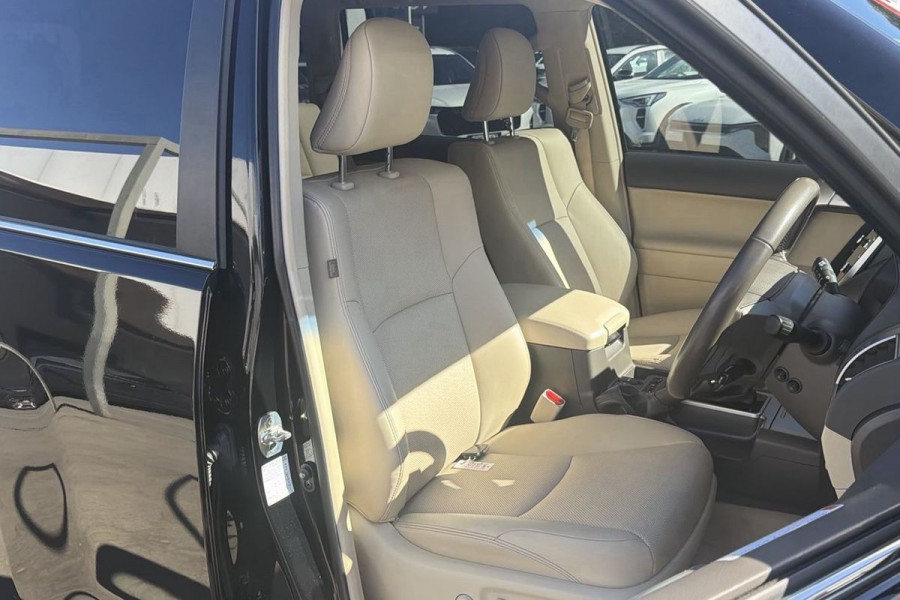 2023 Toyota LandCruiser Prado GDJ150R VX SUV Image 21