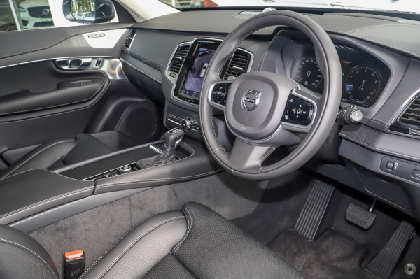 2020 MYon Volvo XC90 L Series T6 Inscription Suv Image 5