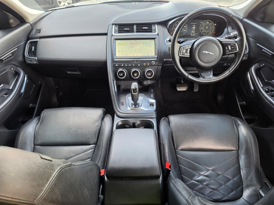 2018 Jaguar E-PACE X540 D240 HSE SUV Image 11