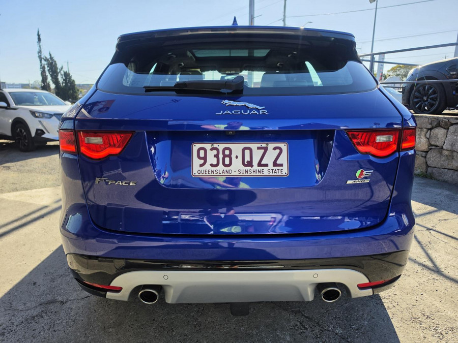 2016 MY17 Jaguar F-PACE X761 First Edition SUV Image 8