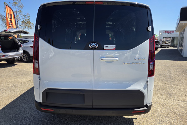 2026 LDV Deliver 7 Van Image 4