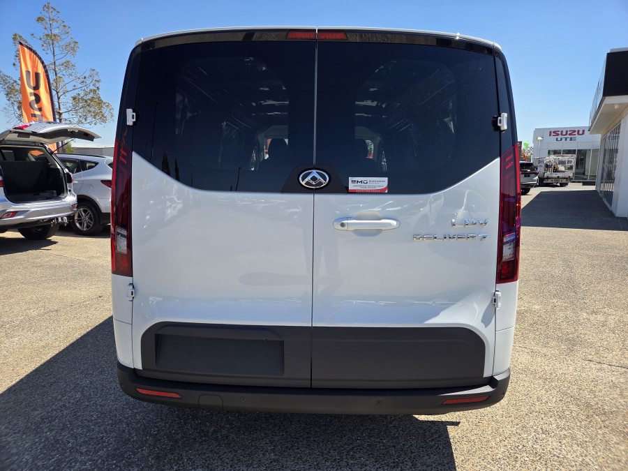 2026 LDV Deliver 7 Van Image 4