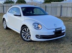 Volkswagen Beetle Coupe DSG 1L MY13