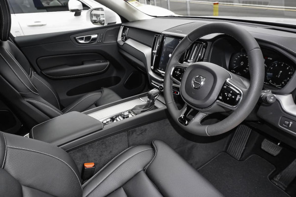 2018 MY19 Volvo XC60 UZ T5 Inscription Suv Image 5