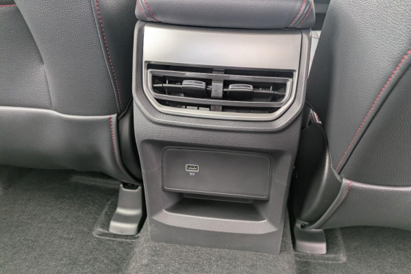2024 LDV T60 SK8C Max PLUS Mega Tub Ute Image 9