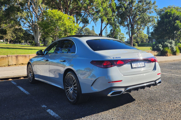 2023 Mercedes-Benz Mb Eclass E300 Sedan Image 5