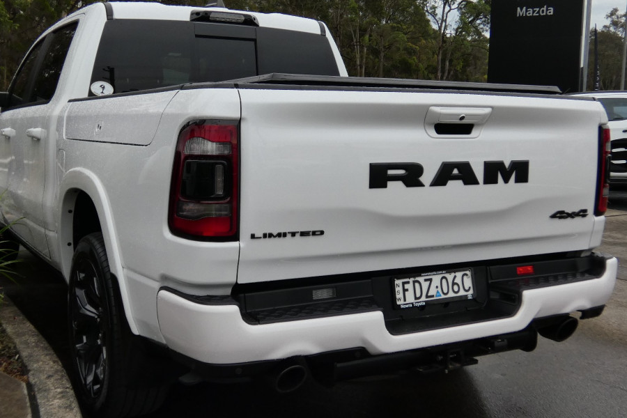 2023 MY22 Ram 1500 DT MY22 LIMITED RAMBOX HYBRID Ute Image 9