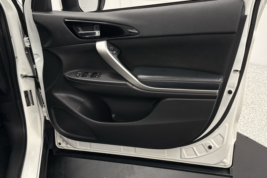 2019 Mitsubishi Eclipse Cross YA LS SUV Image 18