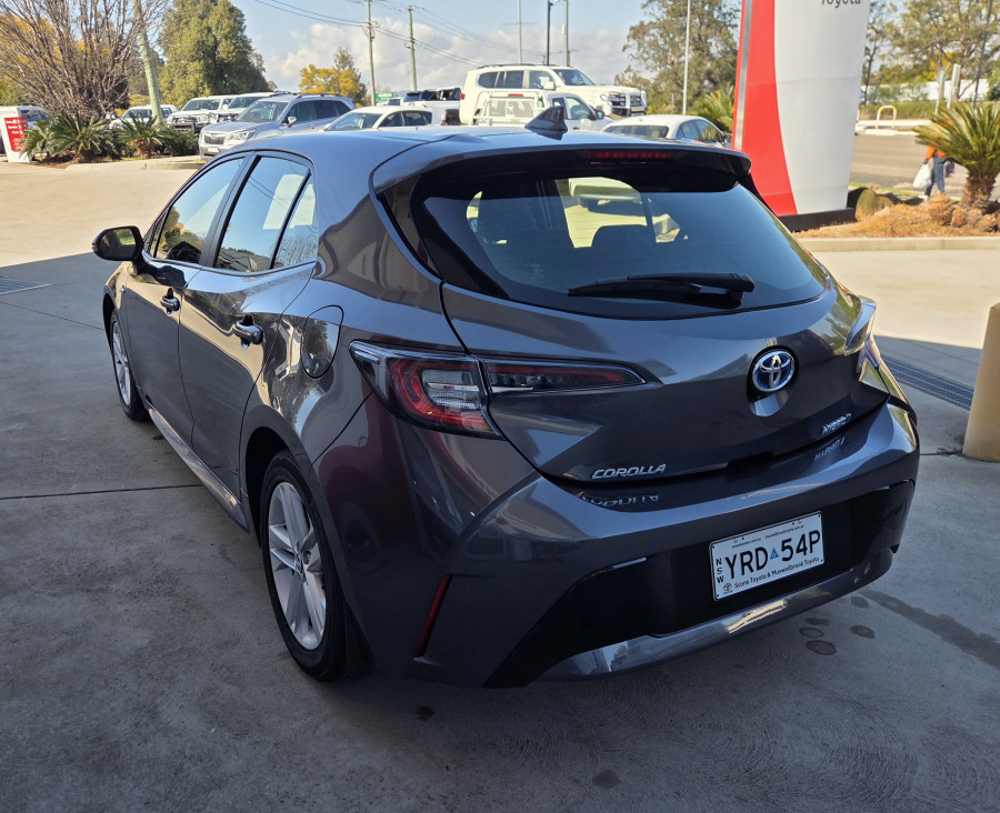 2022 Toyota Corolla ZWE219R  Ascent Sport Hybrid Hatch Image 5