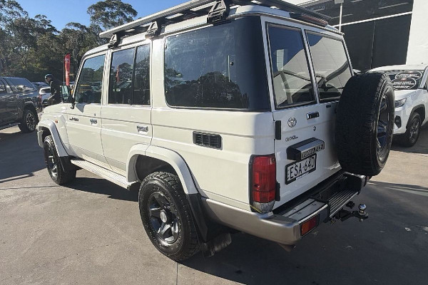 2021 Toyota LandCruiser VDJ76R GXL Wagon Image 11