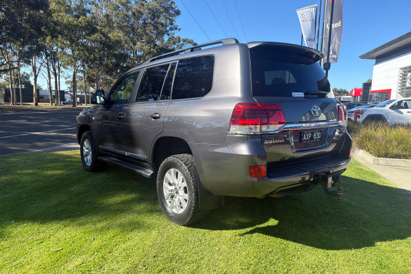 2018 Toyota LandCruiser 5450790G0 Sahara Wagon Image 3