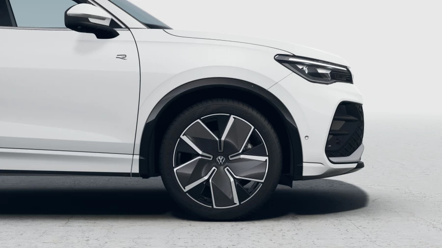 2026 Volkswagen Tiguan CT 200TSI eHybrid R-Line SUV Image 6