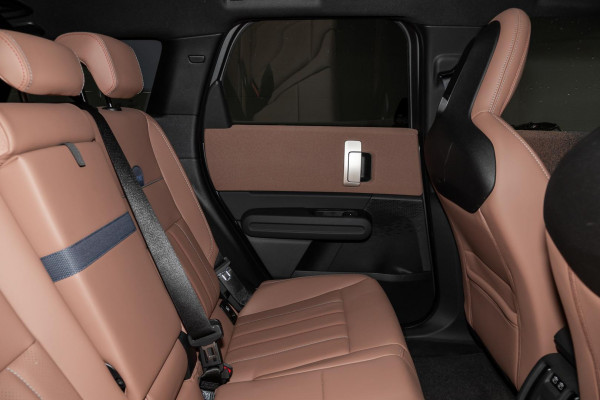2024 MINI Countryman U25 E Favoured SUV image 9