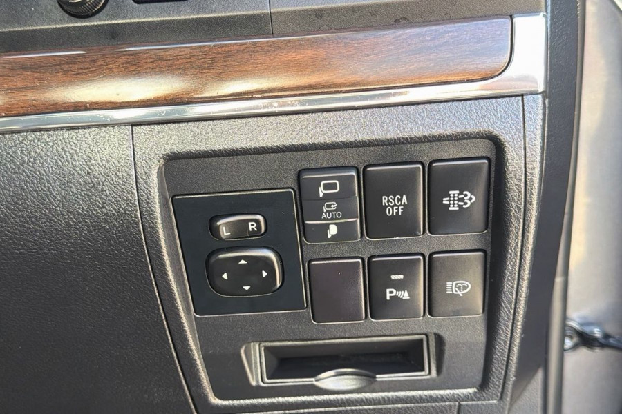 2019 Toyota LandCruiser VDJ200R VX SUV Image 15
