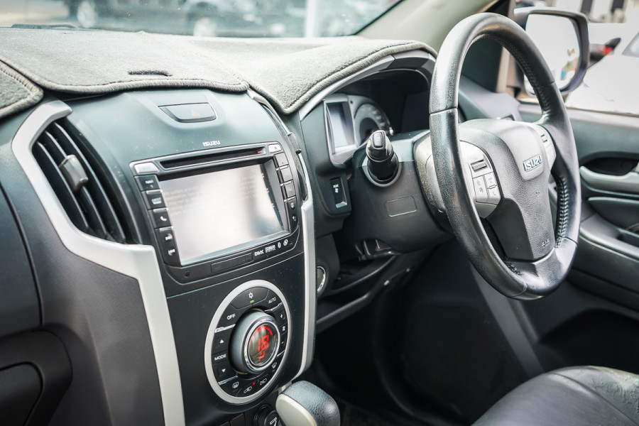 2015 Isuzu MU-X LS-T SUV Image 36
