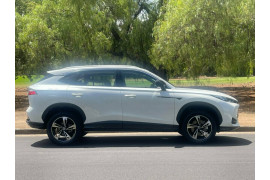 2024 MY24.5 MG HS AS33 Vibe SUV
