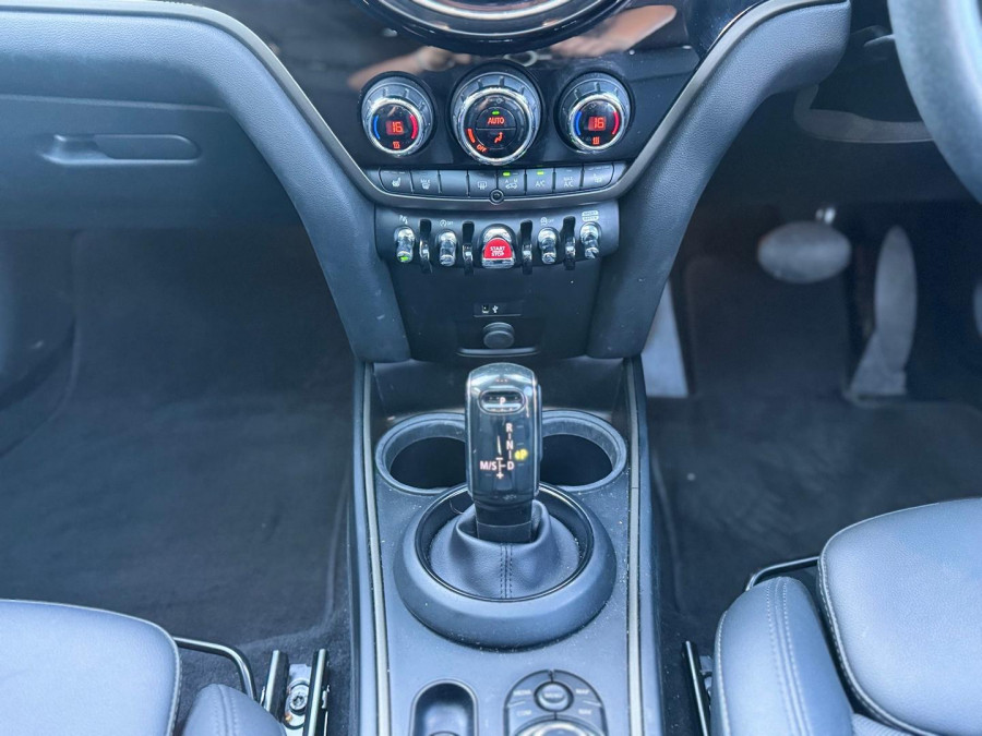 2021 MINI Countryman F60 LCI C Classic SUV Image 10