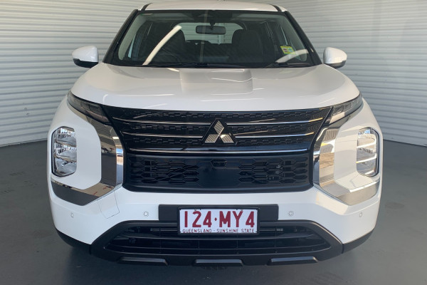 2023 Mitsubishi Outlander ZM ES SUV