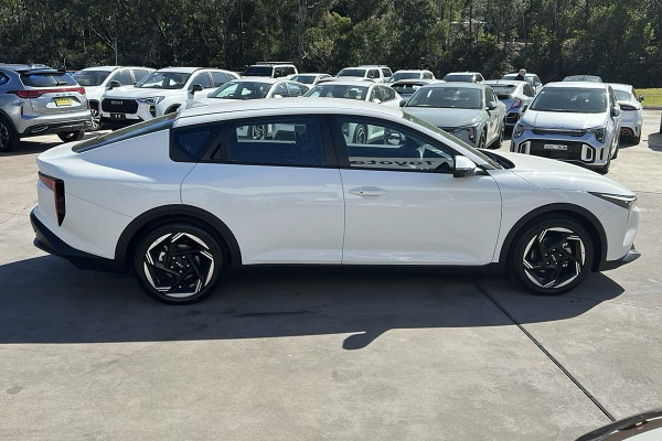 2025 Kia K4 CL4m Sport Sedan Image 3