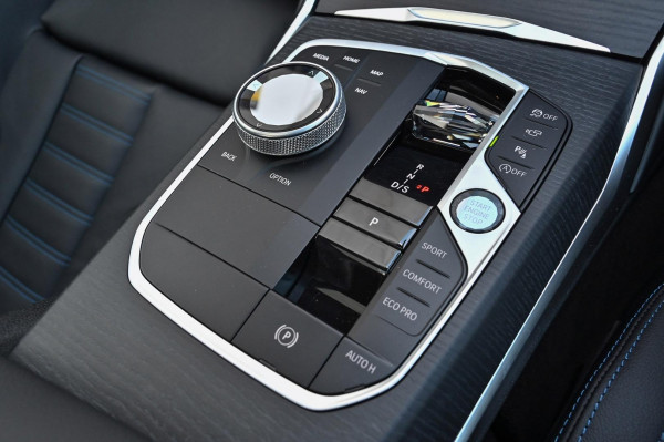 2025 BMW 3 Series G20 LCI II 330i M Sport Sedan image 16