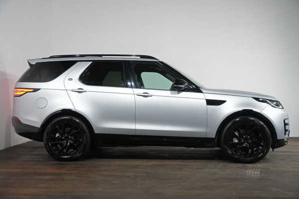 2020 Land Rover Discovery Series 5 SDV6 Landmark SUV Image 4