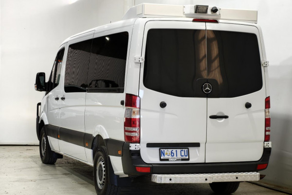 2016 Mercedes-Benz Sprinter NCV3 319CDI Bus Image 4
