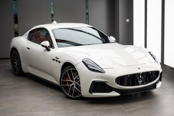 2024 Maserati GranTurismo M189 Trofeo Coupe image 2