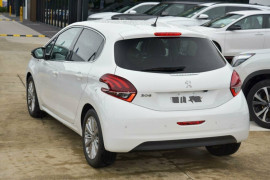 2017 MY18 Peugeot 208 A9 MY18 Allure Hatch image 5