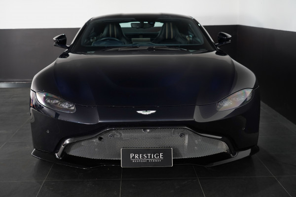 2018 Aston Martin Vantage Coupe Image 12