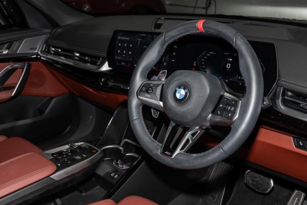 2025 BMW X1 U11 M35i xDrive SUV image 6